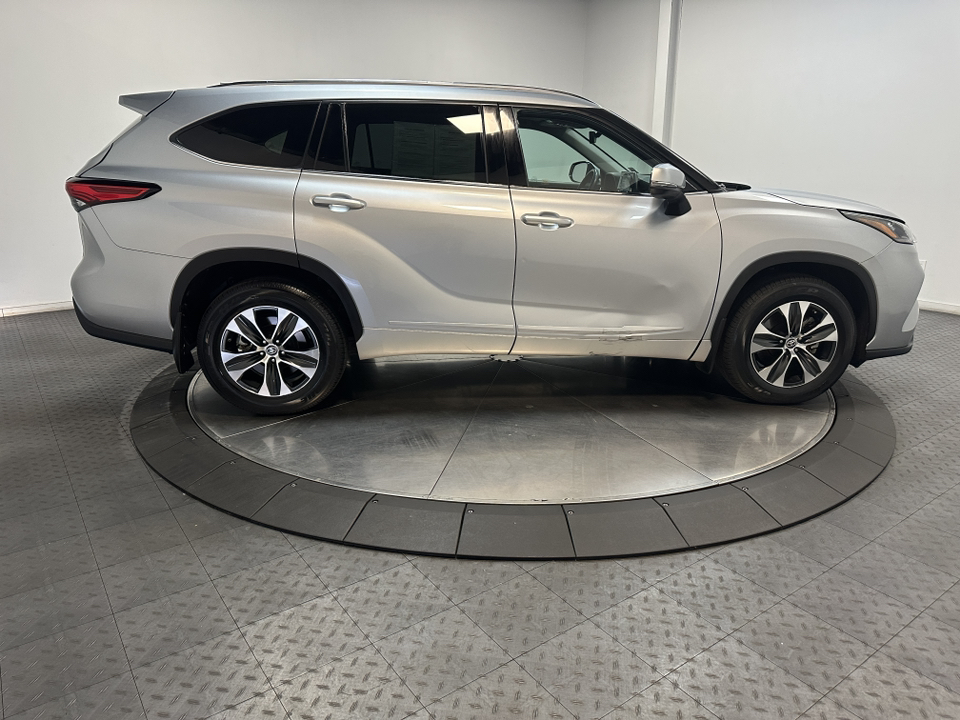 2020 Toyota Highlander XLE 15