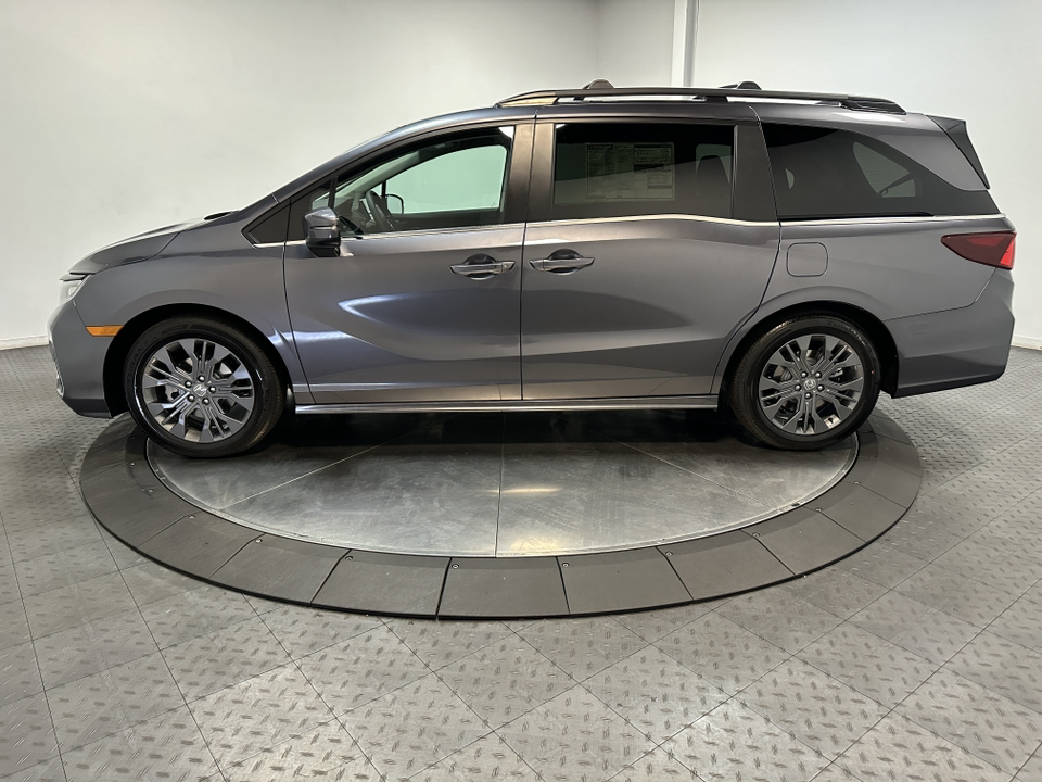 2025 Honda Odyssey Touring 5