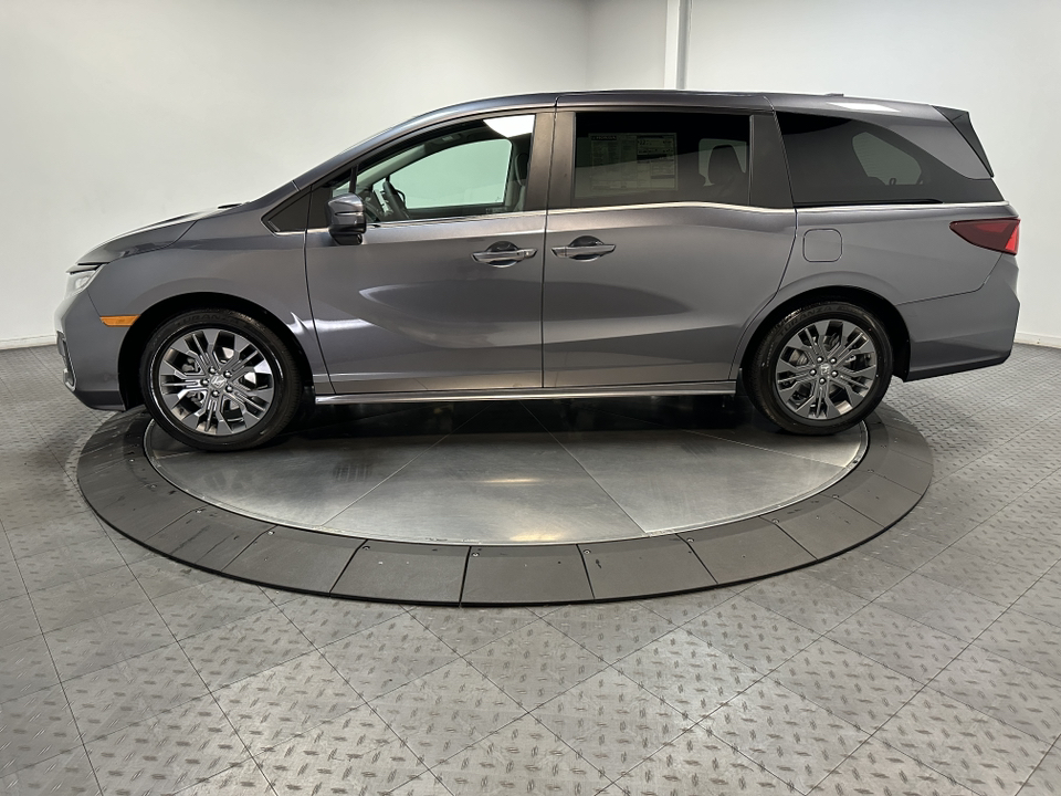 2025 Honda Odyssey Touring 8