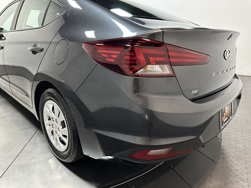 2020 Hyundai Elantra SE 10