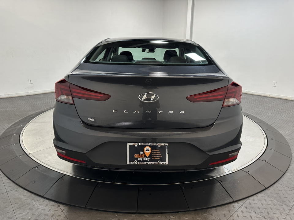 2020 Hyundai Elantra SE 11