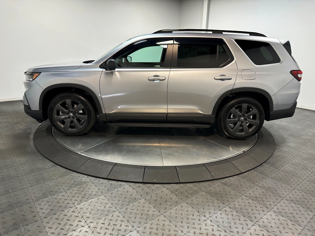 2025 Honda Pilot Sport 5