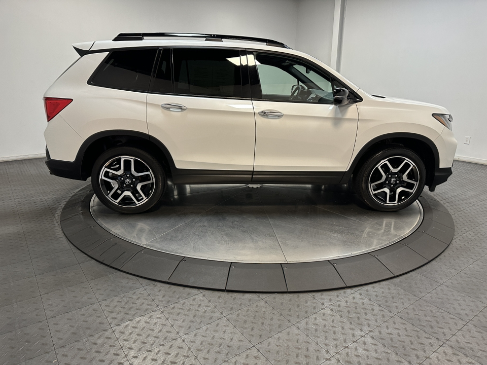 2022 Honda Passport Elite 15