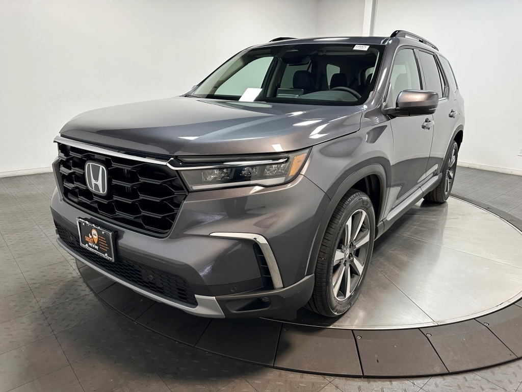 2025 Honda Pilot Touring 4