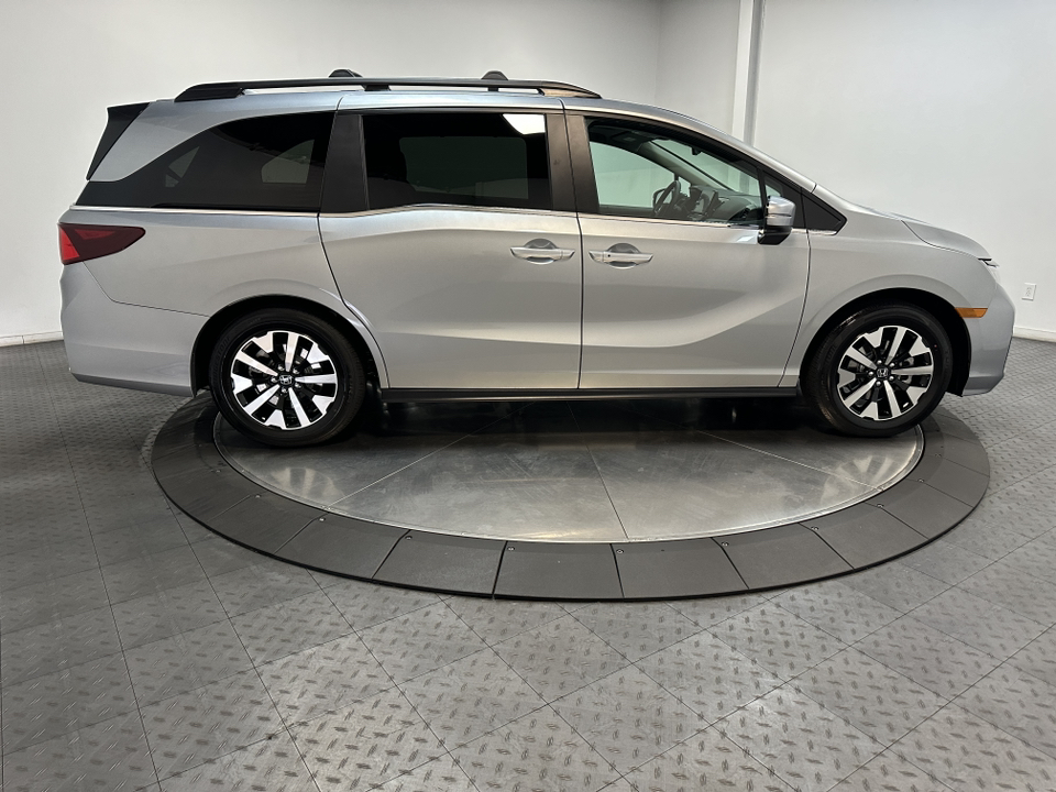 2025 Honda Odyssey EX-L 9