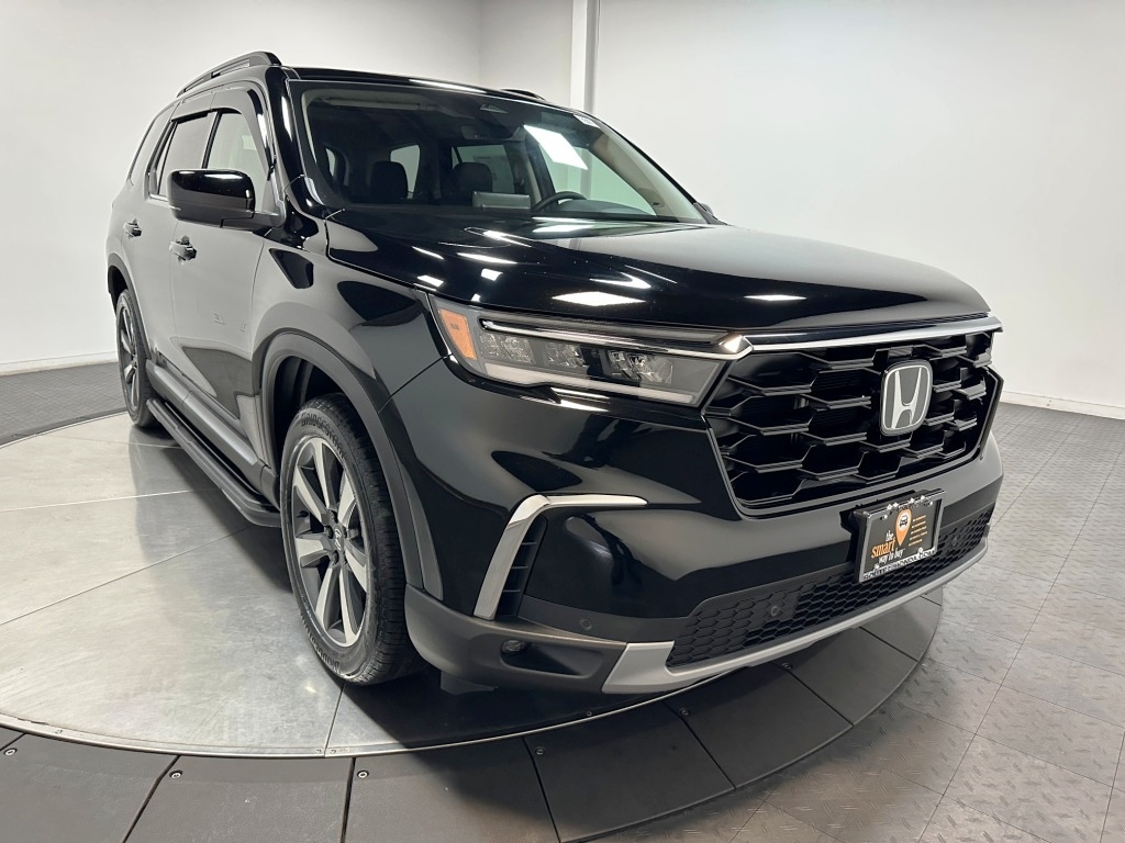 2025 Honda Pilot Touring 2