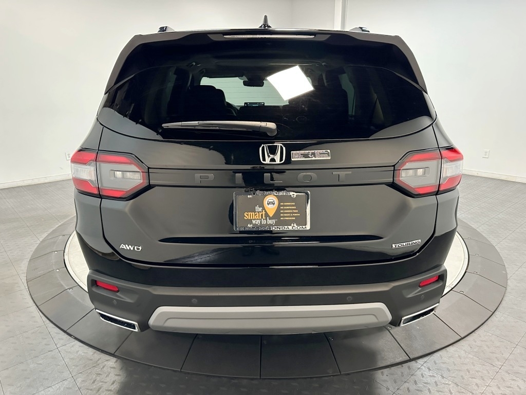 2025 Honda Pilot Touring 7