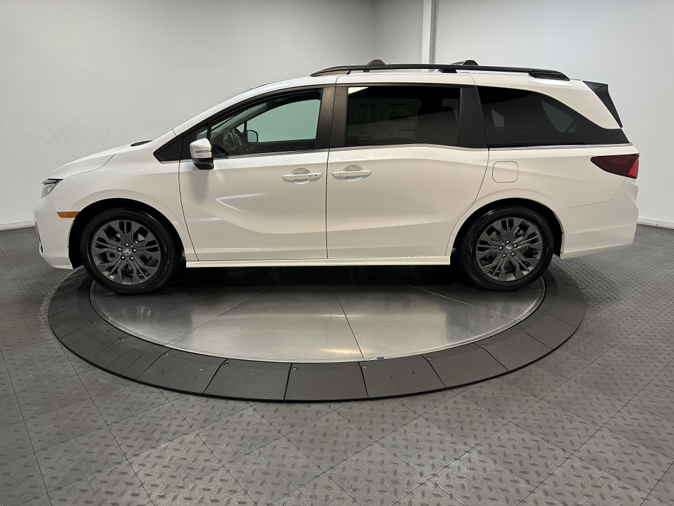 2025 Honda Odyssey Touring 5