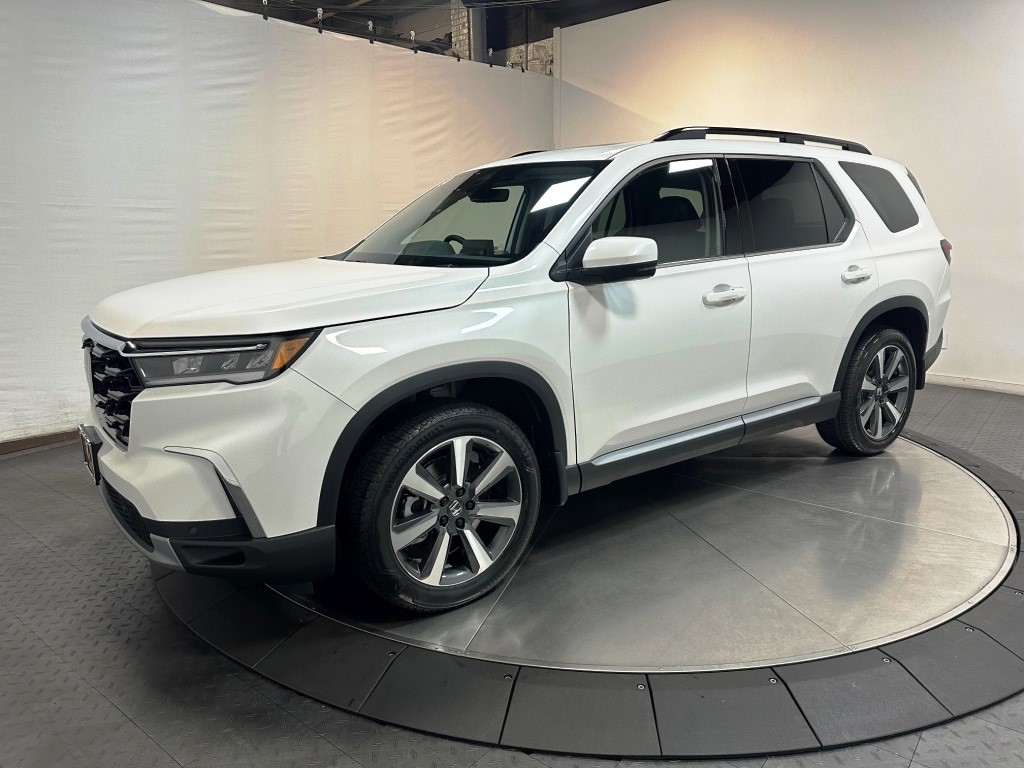 2025 Honda Pilot TrailSport 1