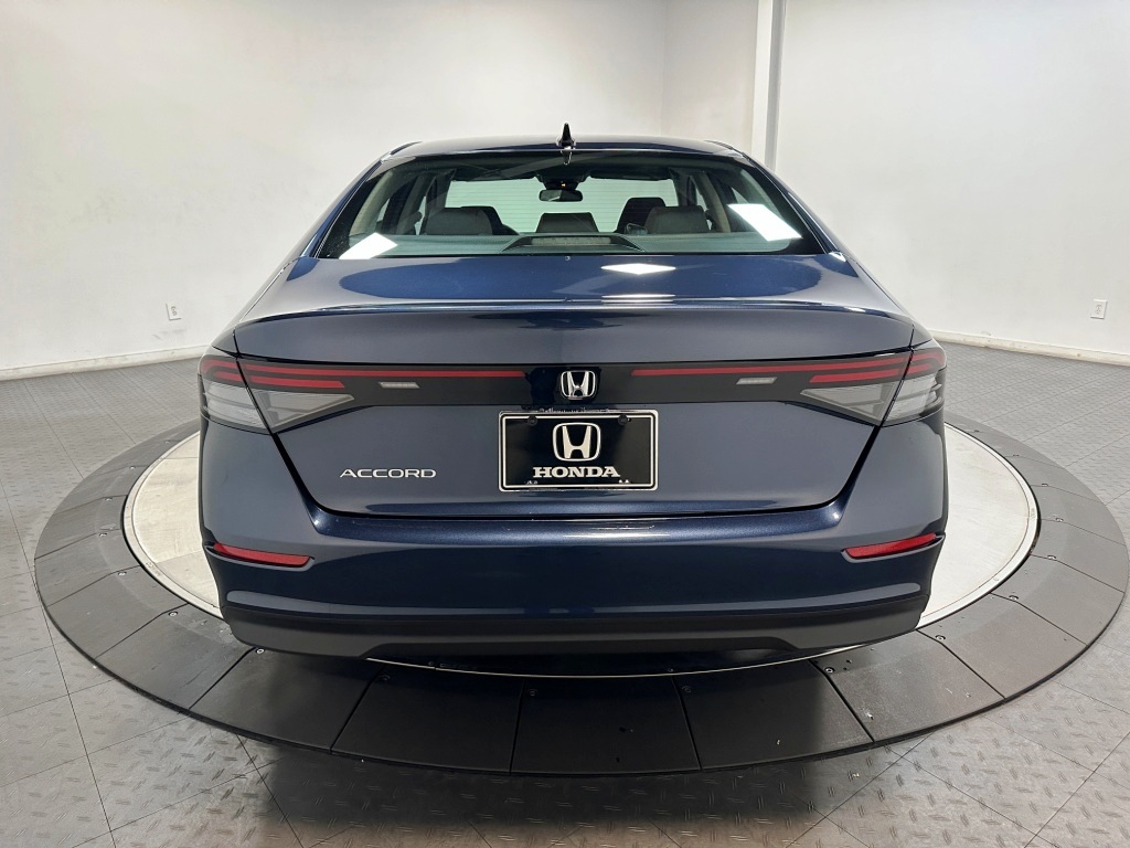 2025 Honda Accord Sedan SE 7