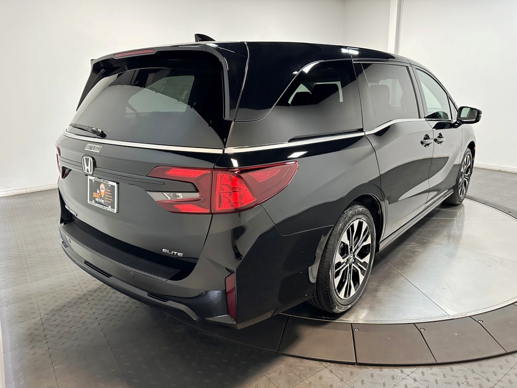 2025 Honda Odyssey EX-L 8