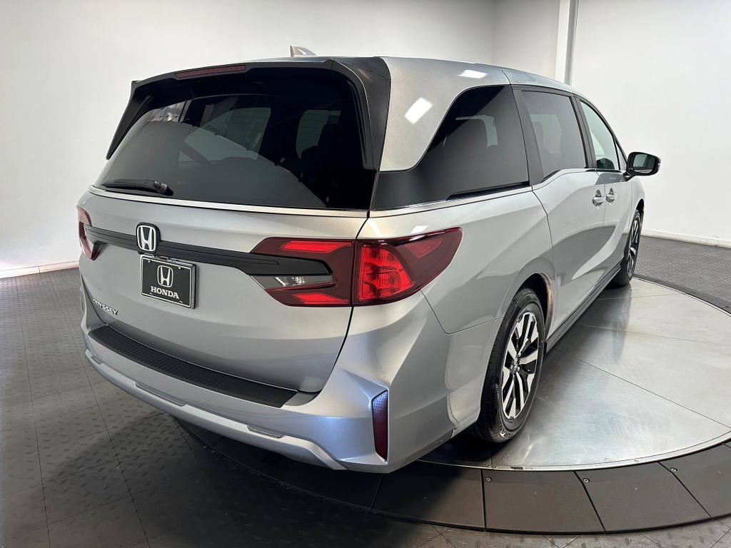 2025 Honda Odyssey EX-L 8