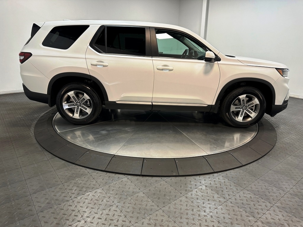 2025 Honda Pilot EX-L 9