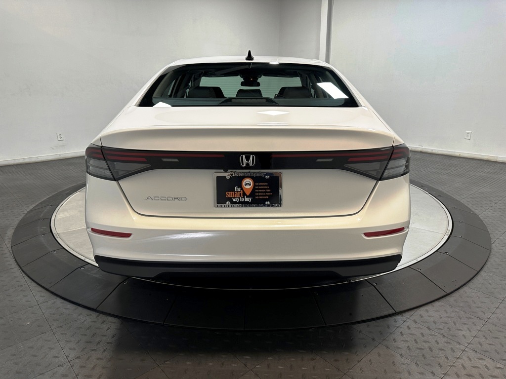 2025 Honda Accord Sedan SE 7