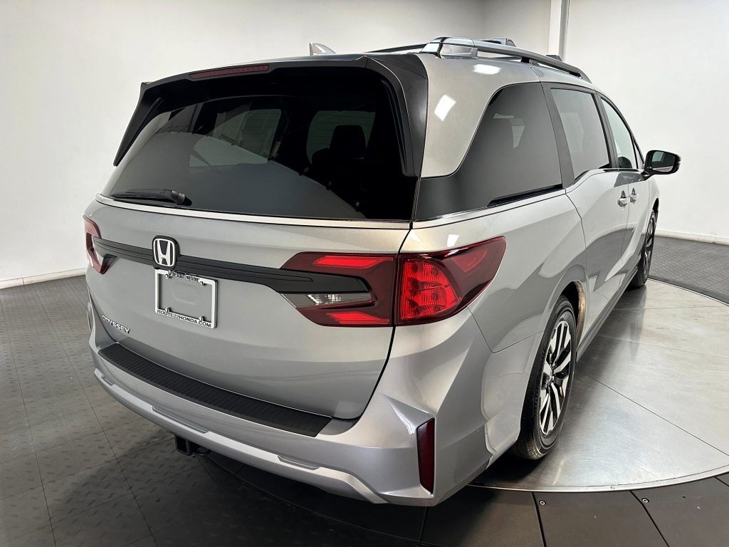 2025 Honda Odyssey EX-L 8