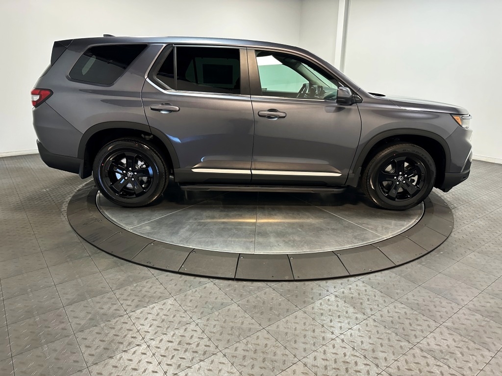 2025 Honda Pilot EX-L 9