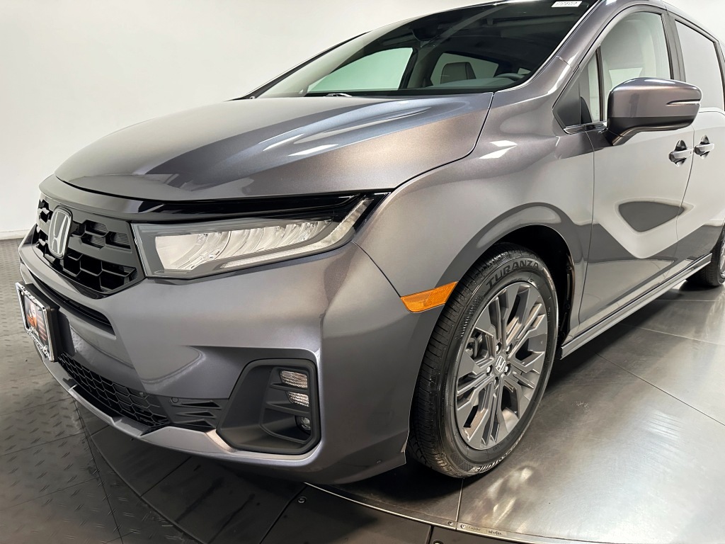 2025 Honda Odyssey Touring 7