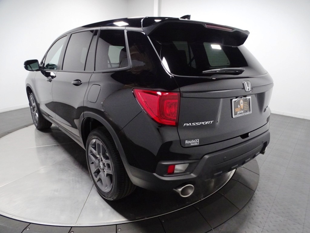 2025 Honda Passport EX-L 6