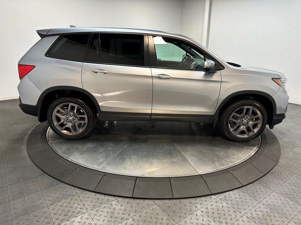 2025 Honda Passport EX-L 9