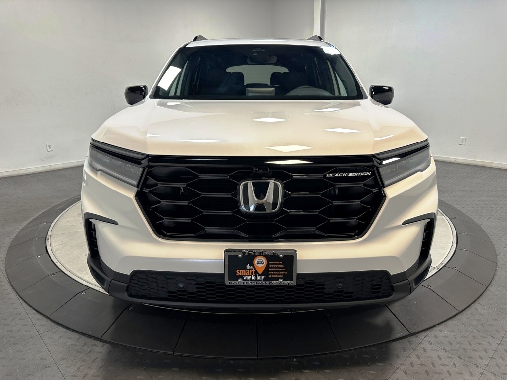 2025 Honda Pilot Black Edition 3