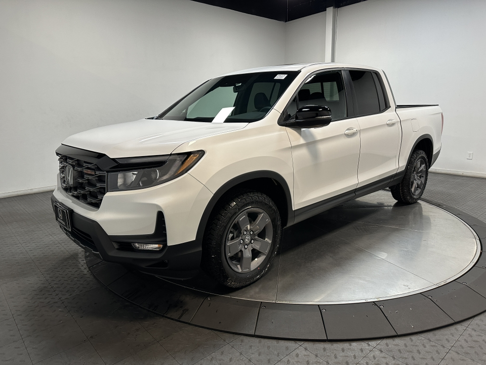 2025 Honda Ridgeline TrailSport 1