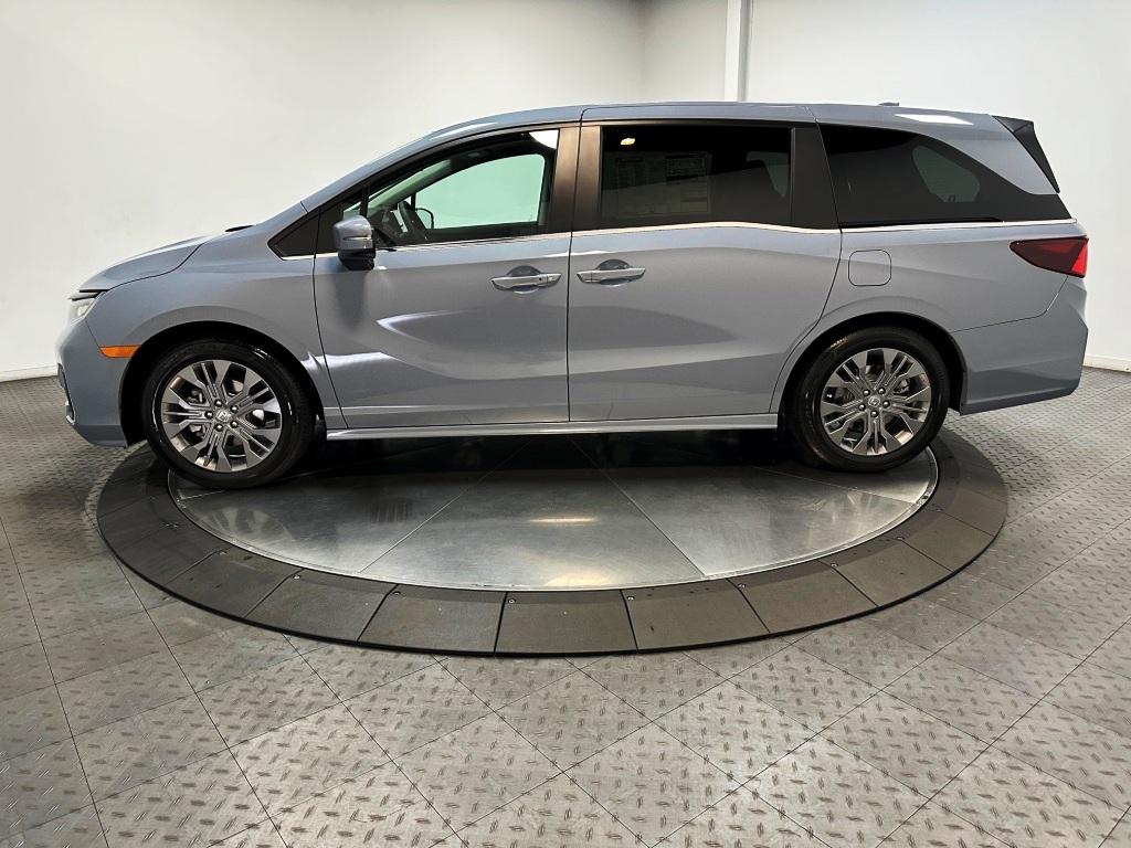 2025 Honda Odyssey Touring 5