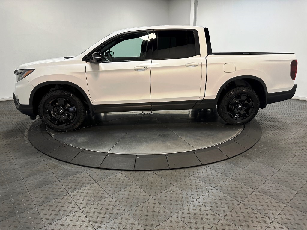 2025 Honda Ridgeline Black Edition 5