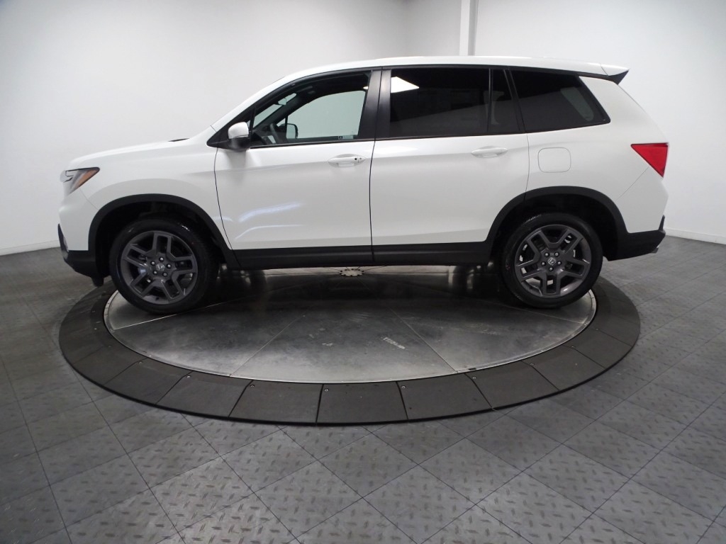 2025 Honda Passport EX-L 5