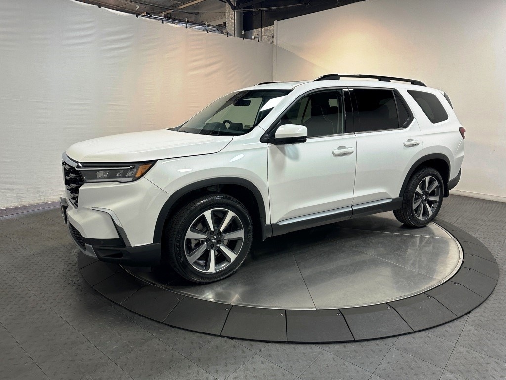 2025 Honda Pilot Elite 1