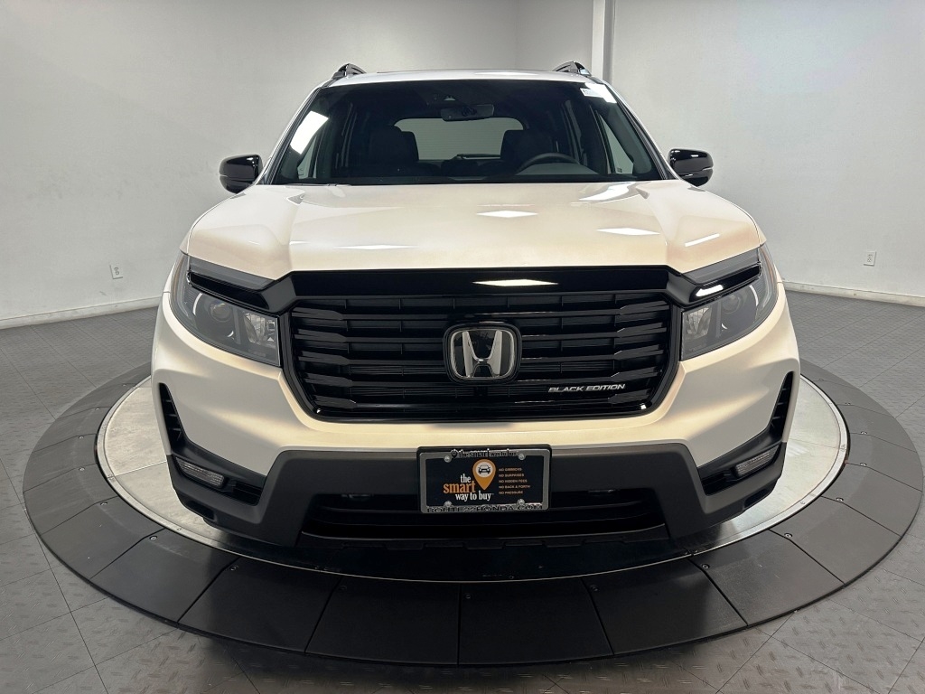 2025 Honda Passport Black Edition 3