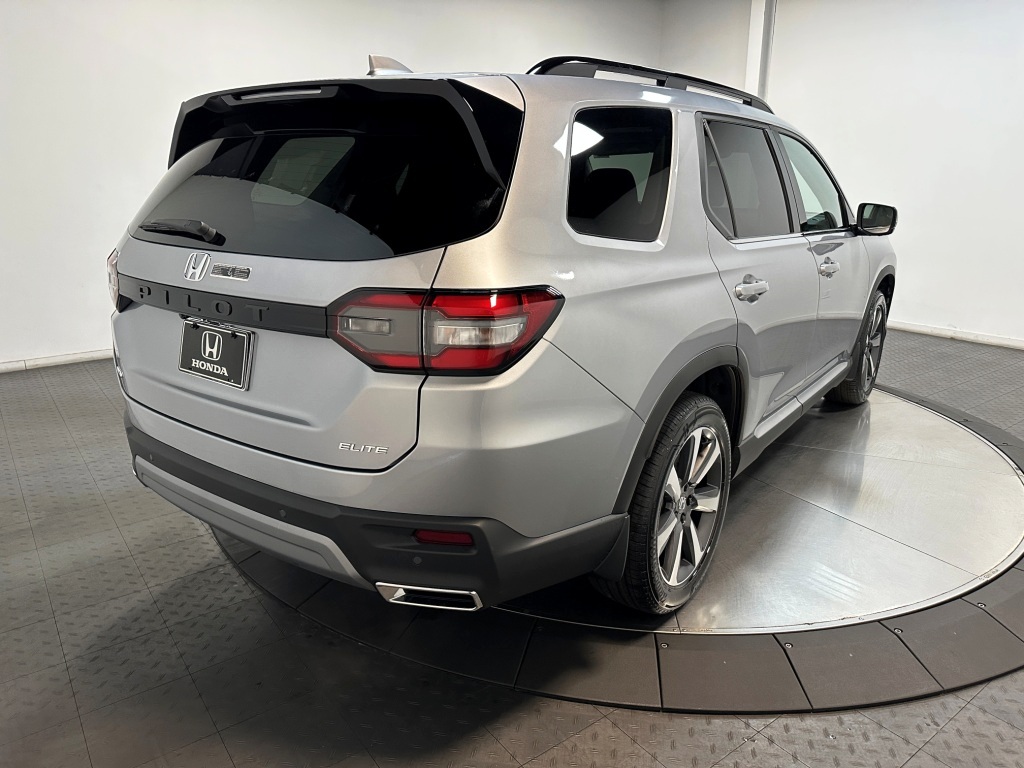 2025 Honda Pilot Elite 8