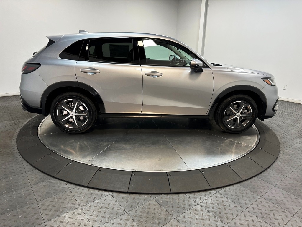 2025 Honda HR-V EX-L 9