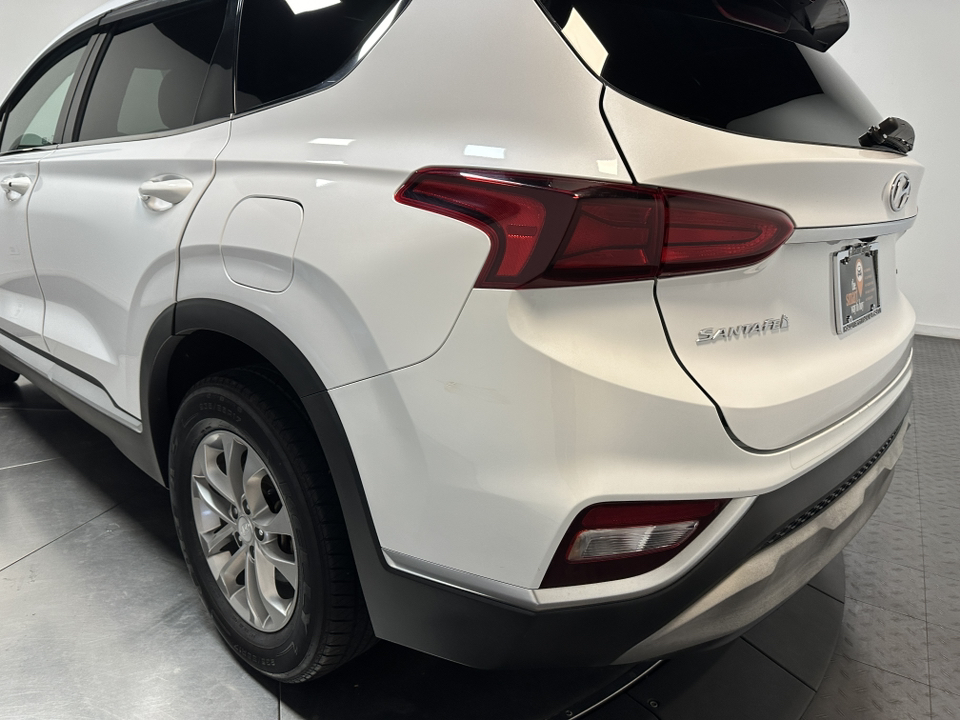 2019 Hyundai Santa Fe SEL 10