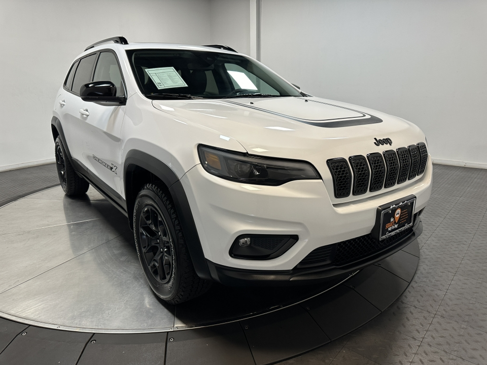 2022 Jeep Cherokee X 2