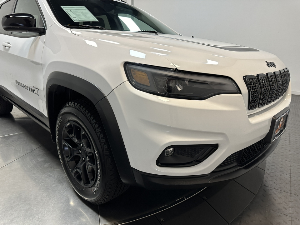 2022 Jeep Cherokee X 3