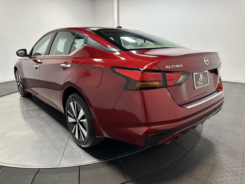 2022 Nissan Altima 2.5 SV 9