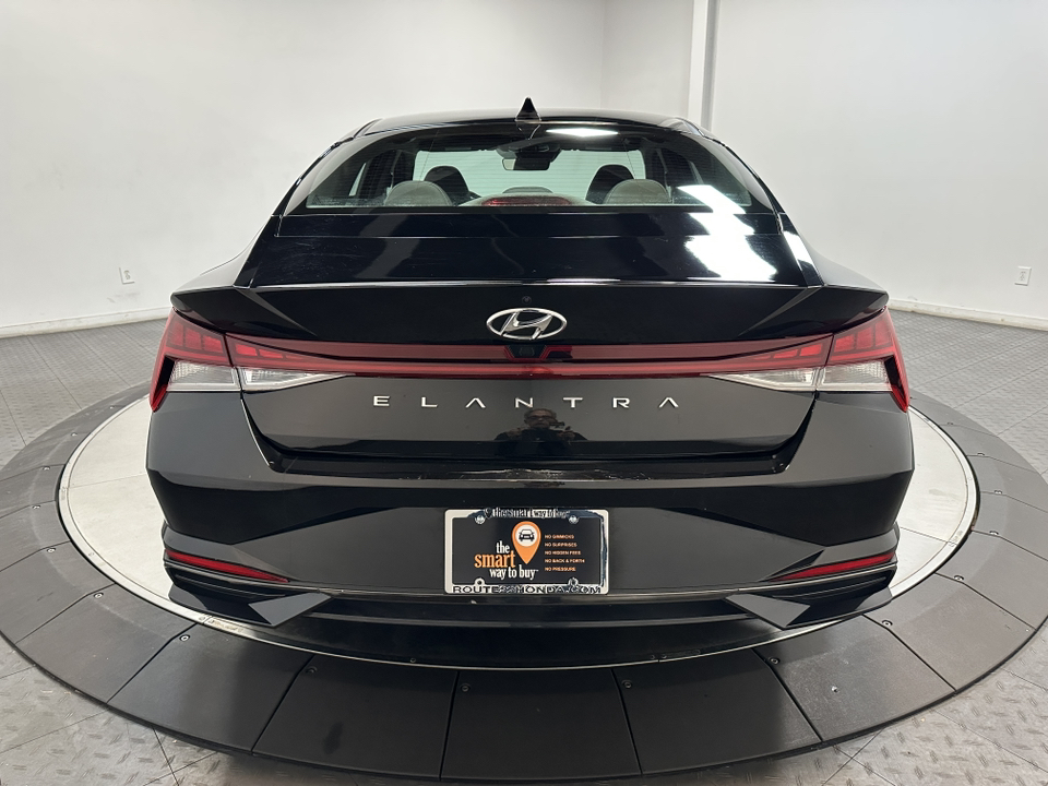 2022 Hyundai Elantra SEL 11