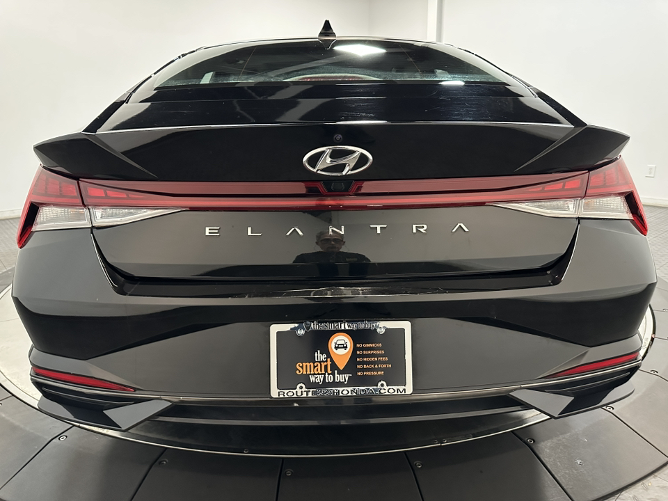 2022 Hyundai Elantra SEL 12