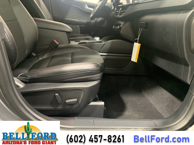 2023 Ford Escape ST-Line Select 19