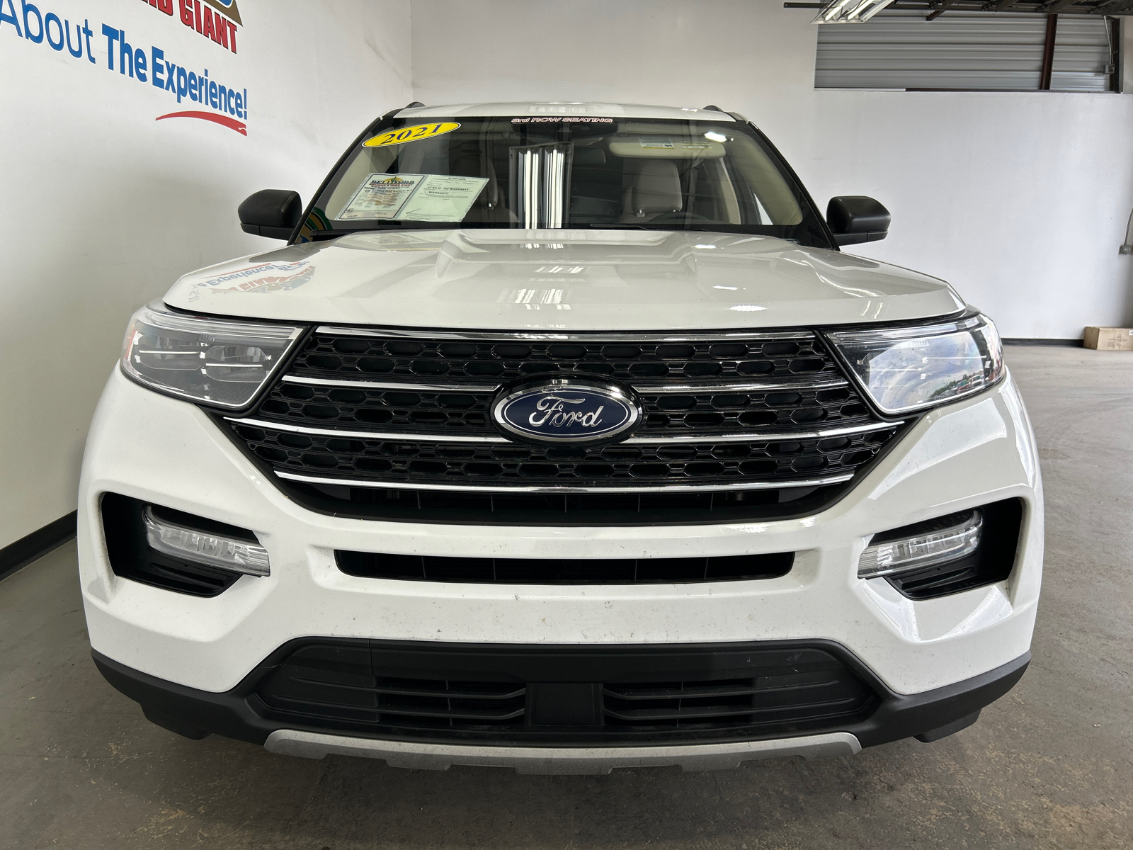 2021 Ford Explorer XLT 2