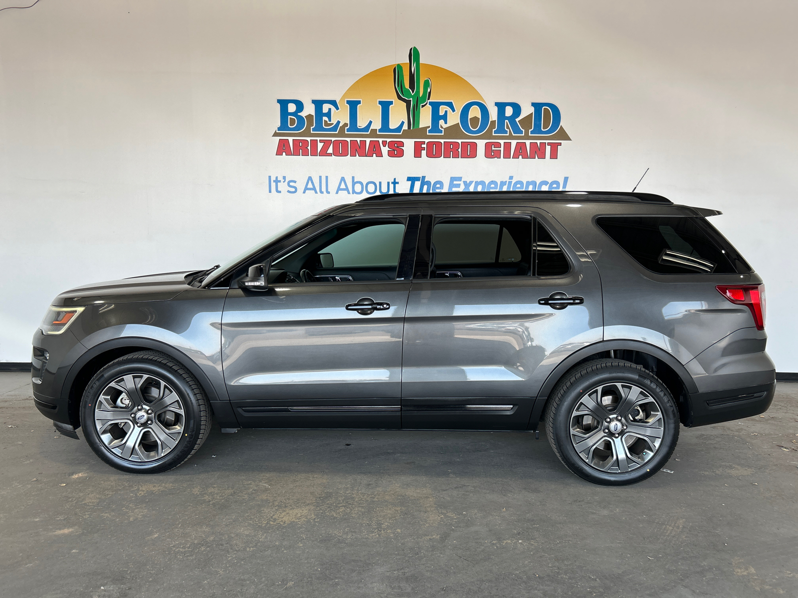 2018 Ford Explorer Sport 3