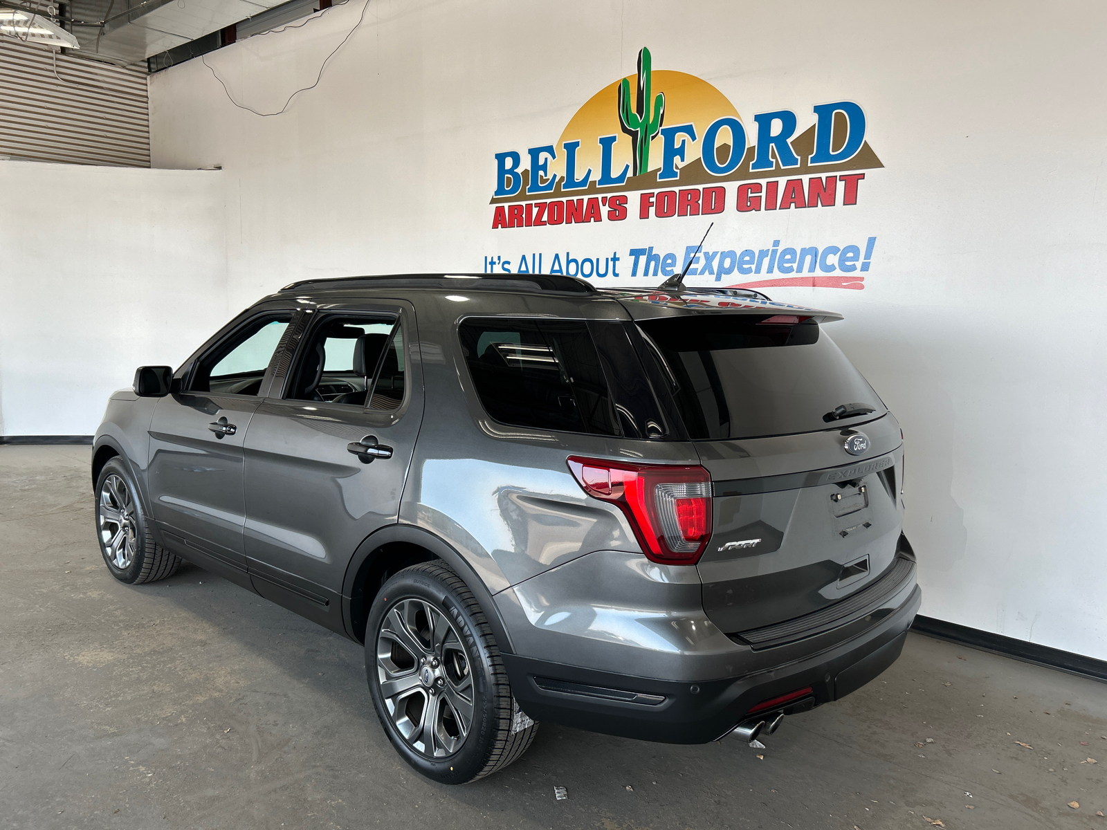 2018 Ford Explorer Sport 25