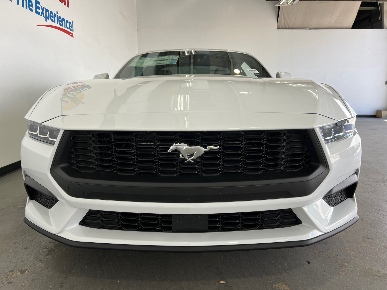 2024 Ford Mustang EcoBoost 2