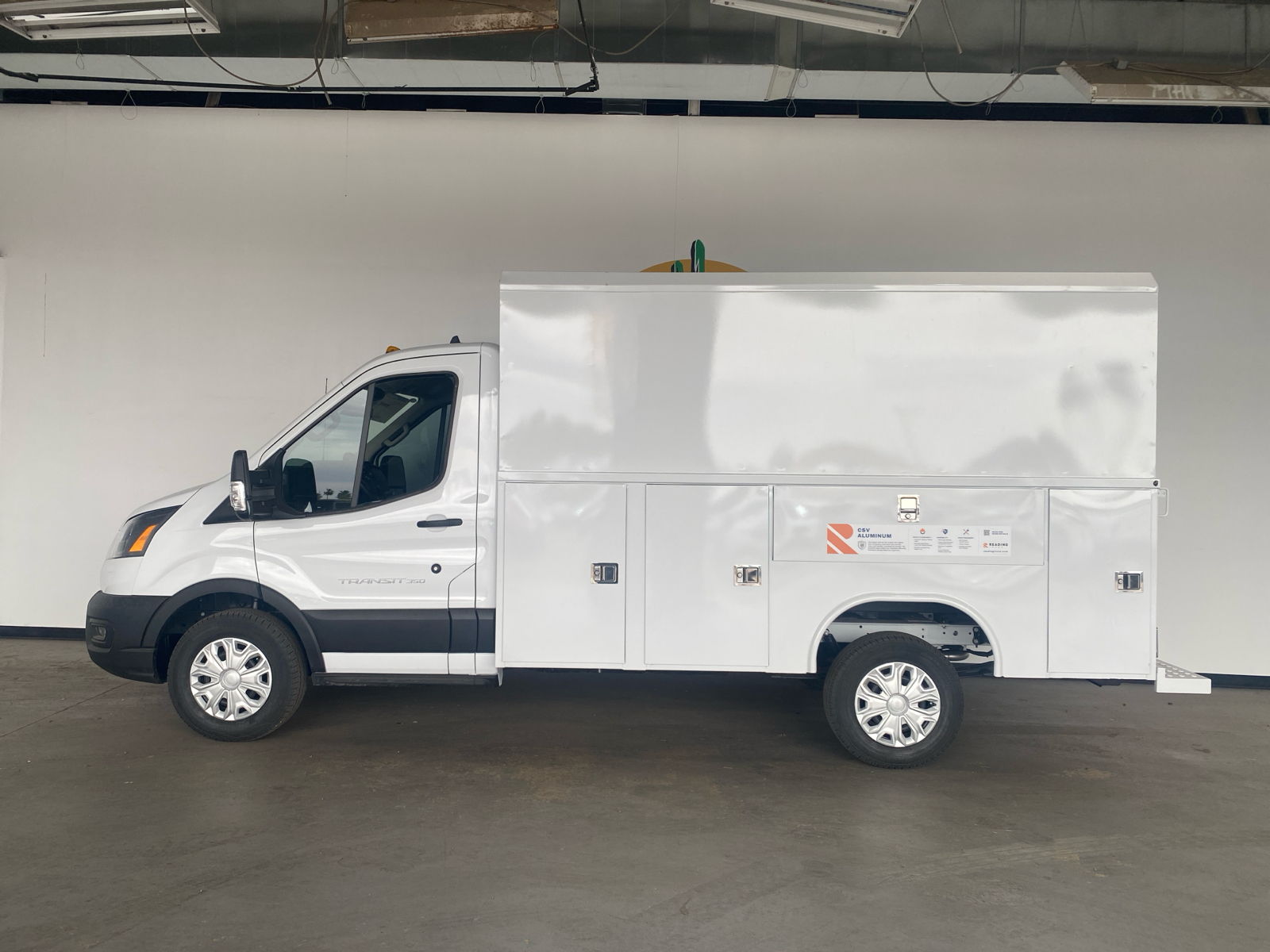 2024 Ford Transit-350 Base 3