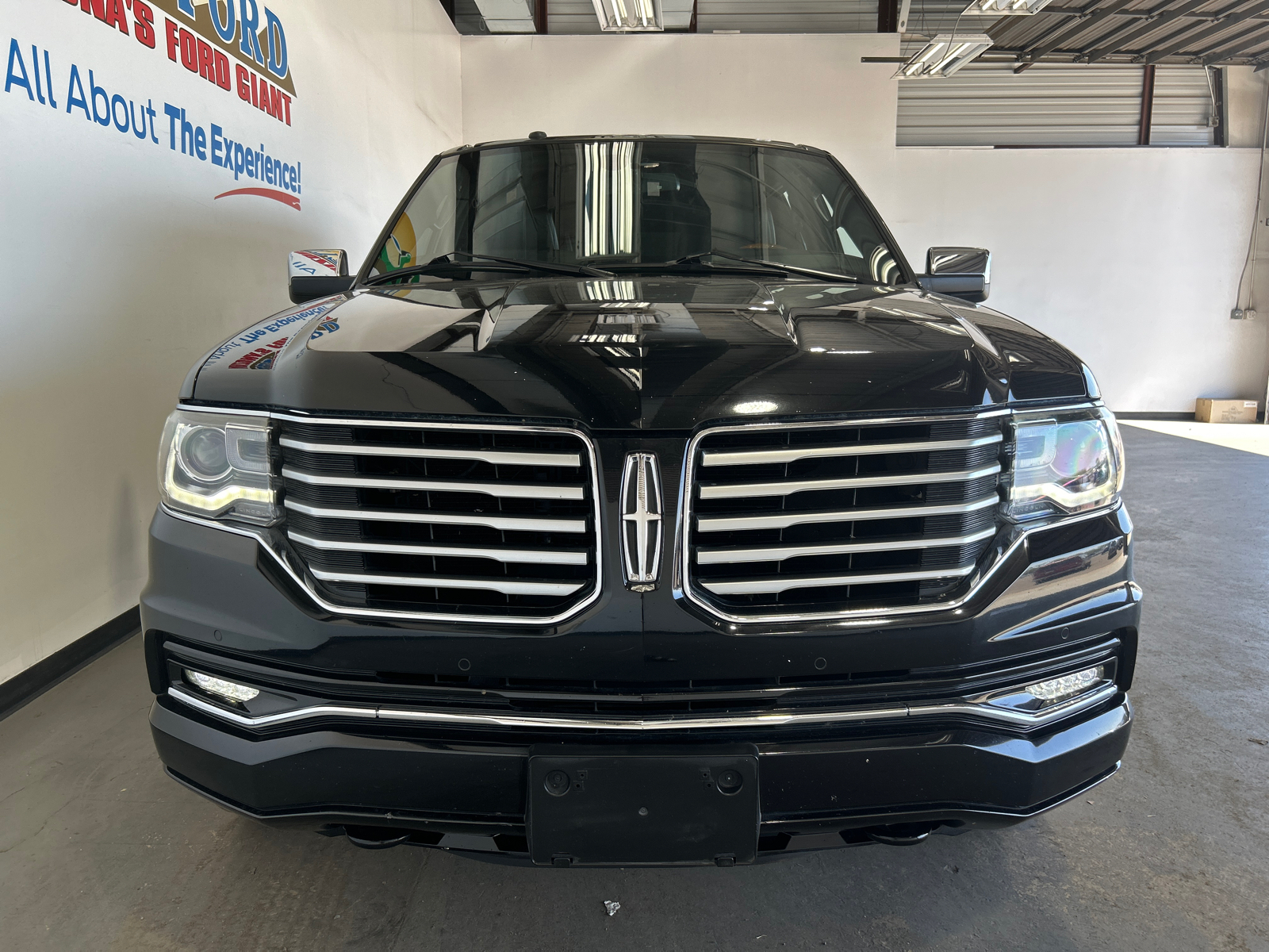 2017 Lincoln Navigator L Select 2