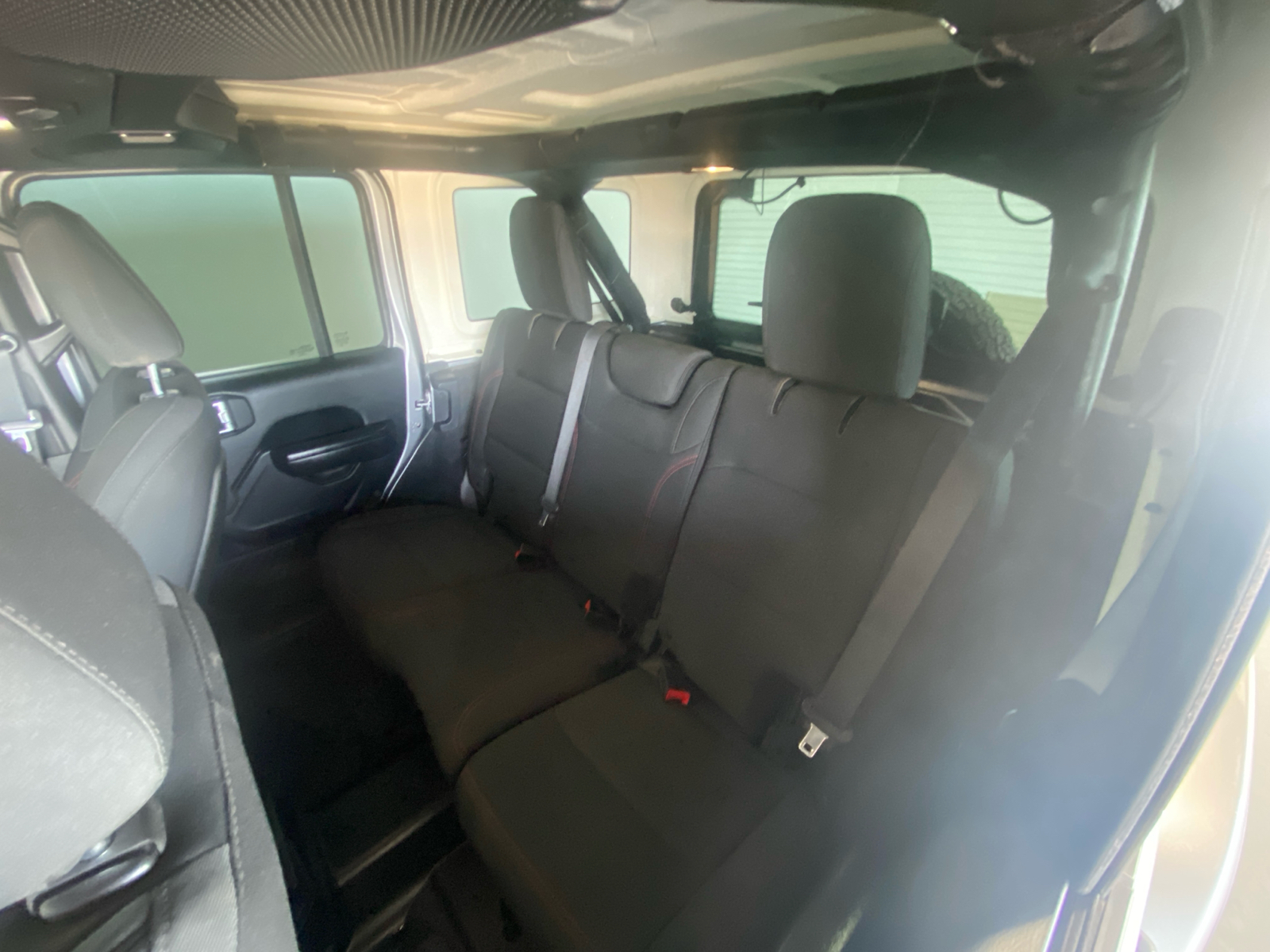 2018 Jeep Wrangler Unlimited Rubicon 16