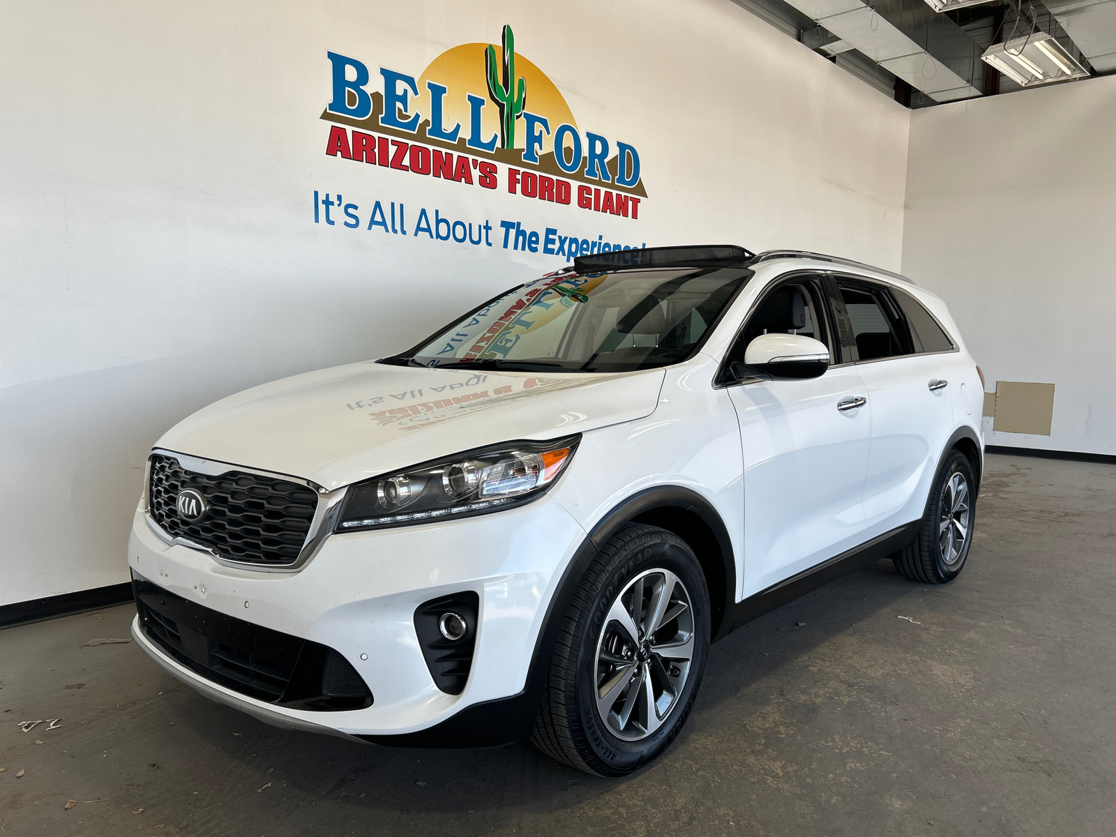 2019 Kia Sorento EX 1