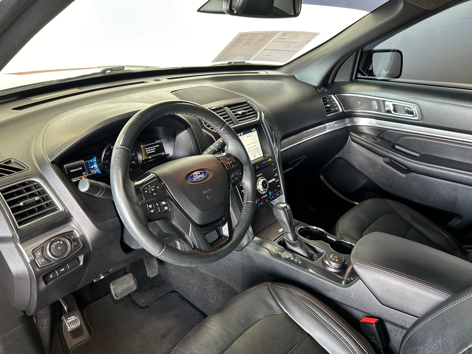 2019 Ford Explorer Sport 16