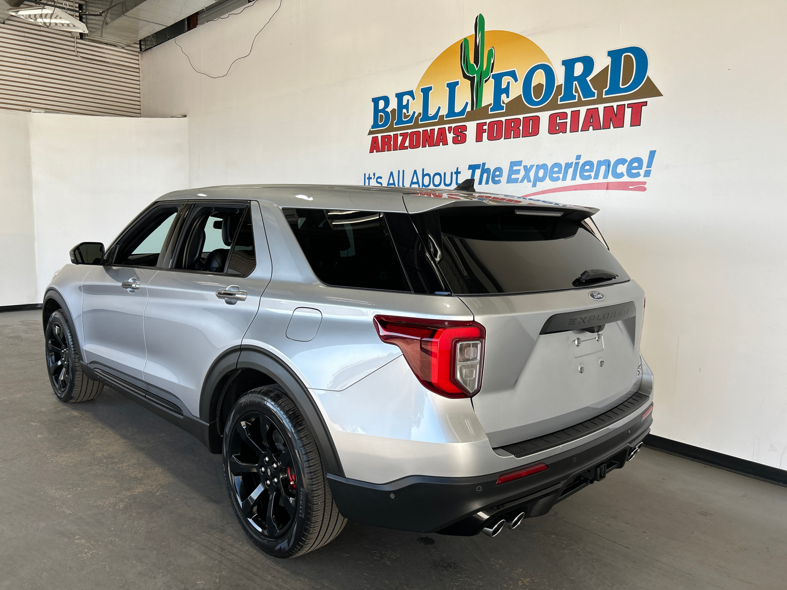 2021 Ford Explorer ST 25