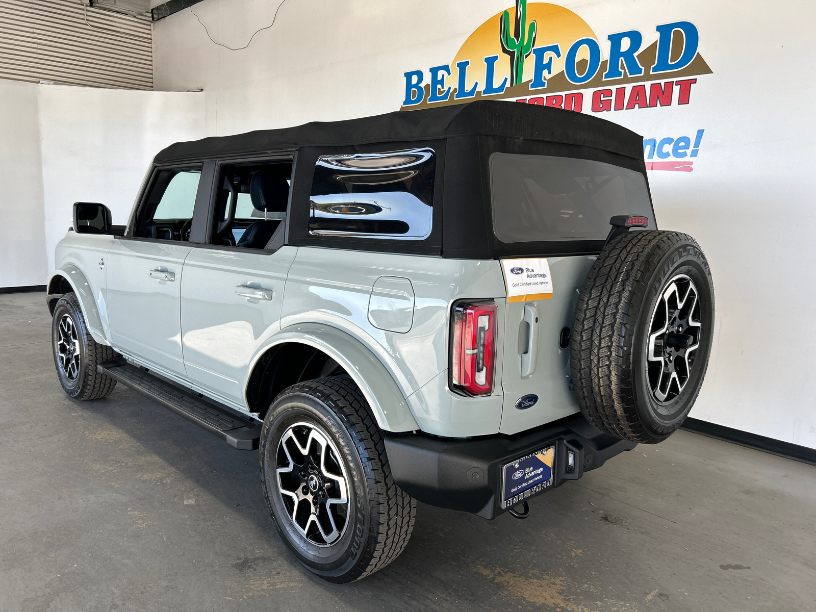 2021 Ford Bronco Outer Banks 23